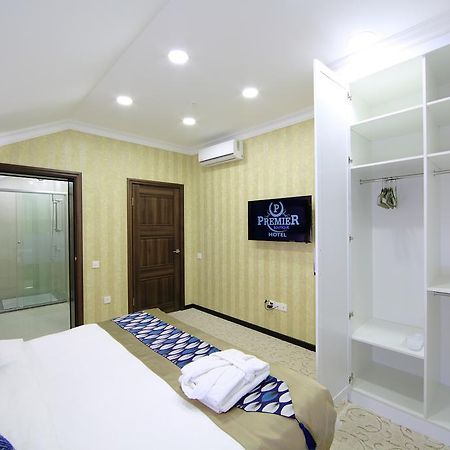 Premier Hotel Бишкек Екстериор снимка