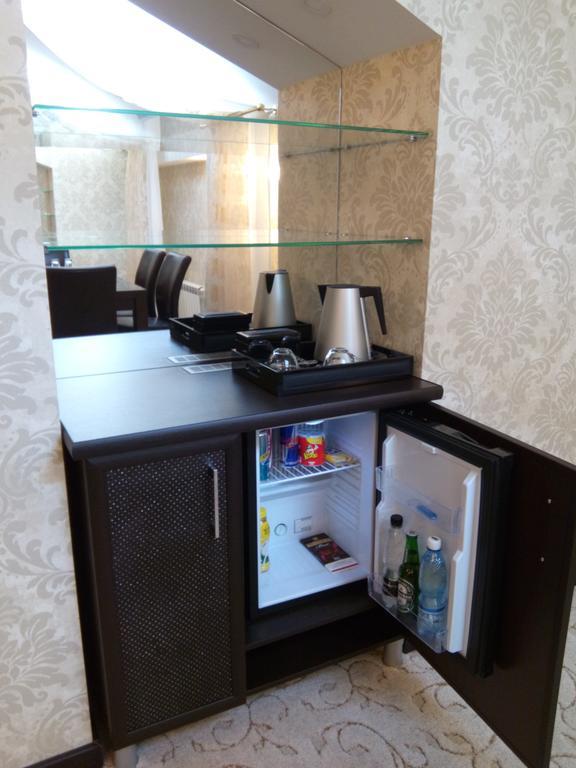Premier Hotel Бишкек Стая снимка