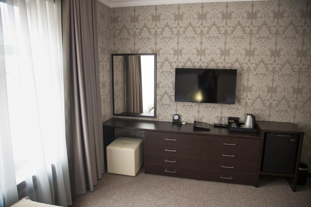 Premier Hotel Бишкек Стая снимка
